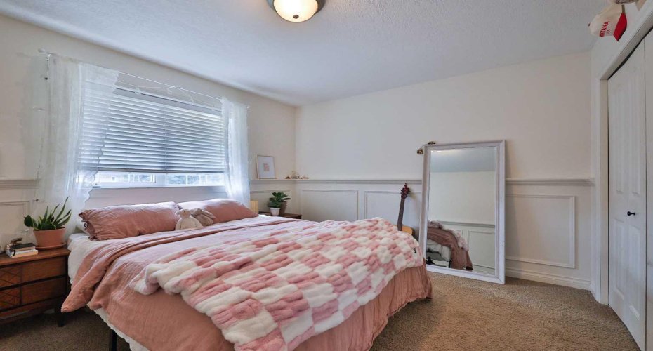 234 1A Street, Magrath, Alberta T0K 1J0, 5 Bedrooms Bedrooms, ,3 BathroomsBathrooms,Residential,For Sale,1A,A2304242