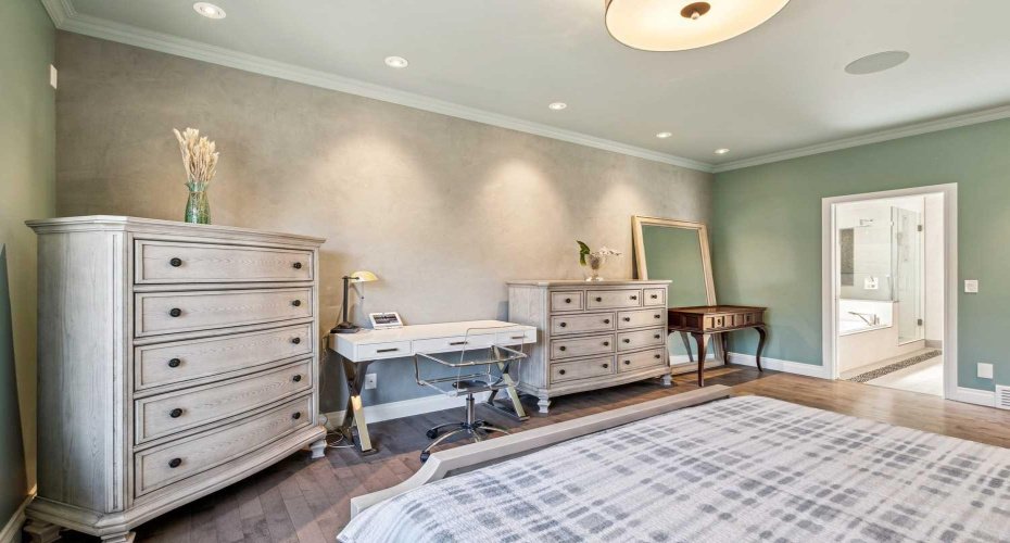 367 Discovery Place, Calgary, Alberta T3H 4N7, 4 Bedrooms Bedrooms, ,3 BathroomsBathrooms,Residential,For Sale,Discovery,A2304244