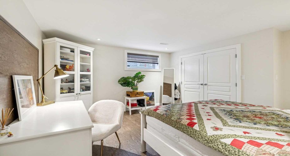 367 Discovery Place, Calgary, Alberta T3H 4N7, 4 Bedrooms Bedrooms, ,3 BathroomsBathrooms,Residential,For Sale,Discovery,A2304244