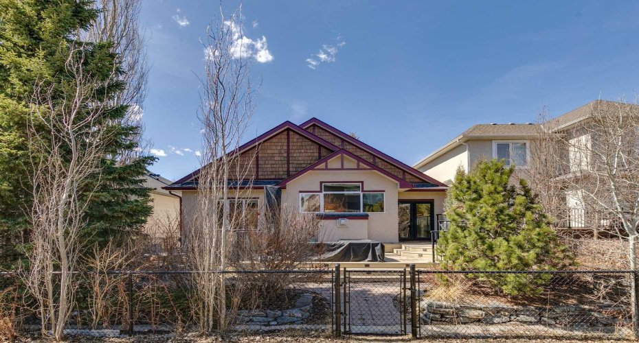 367 Discovery Place, Calgary, Alberta T3H 4N7, 4 Bedrooms Bedrooms, ,3 BathroomsBathrooms,Residential,For Sale,Discovery,A2304244