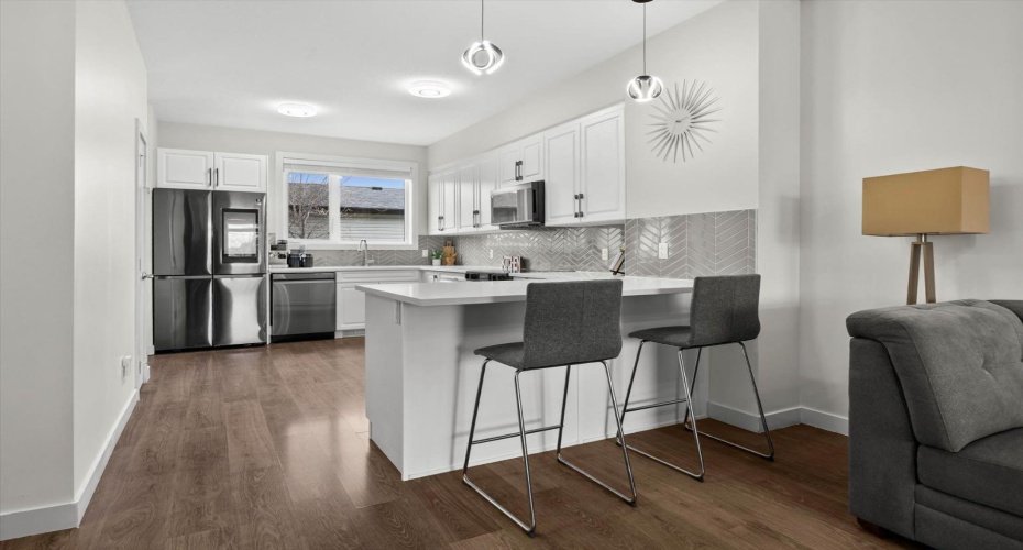 330 Redstone Boulevard, Calgary, Alberta T3N 1K2, 2 Bedrooms Bedrooms, ,3 BathroomsBathrooms,Residential,For Sale,Redstone,A2304501