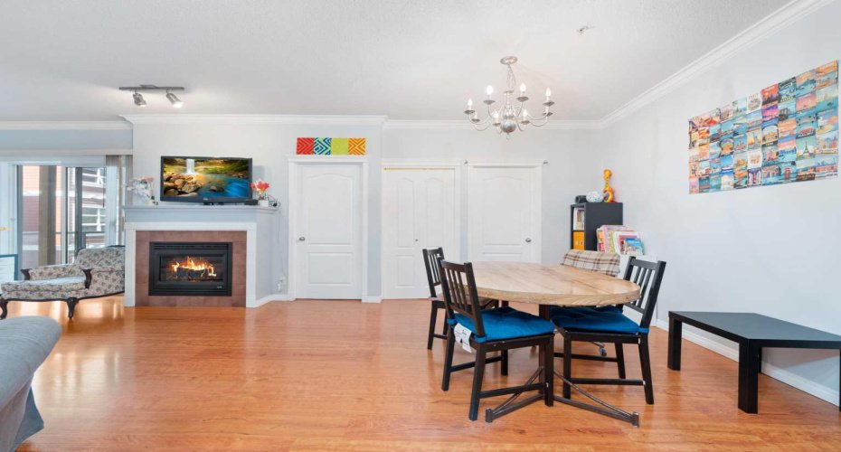 333 RIVERFRONT Avenue, Calgary, Alberta T2G5R1, 2 Bedrooms Bedrooms, ,2 BathroomsBathrooms,Residential,For Sale,RIVERFRONT,A2304514