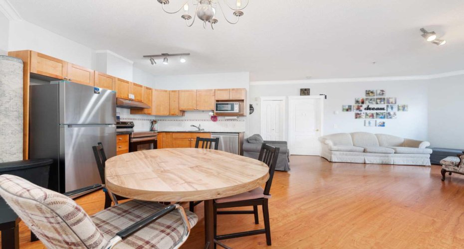 333 RIVERFRONT Avenue, Calgary, Alberta T2G5R1, 2 Bedrooms Bedrooms, ,2 BathroomsBathrooms,Residential,For Sale,RIVERFRONT,A2304514