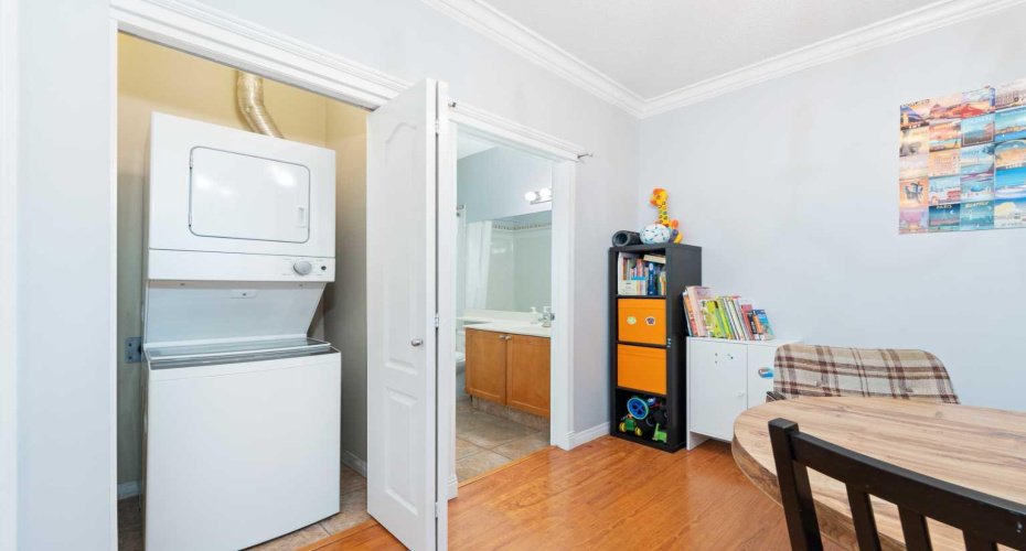 333 RIVERFRONT Avenue, Calgary, Alberta T2G5R1, 2 Bedrooms Bedrooms, ,2 BathroomsBathrooms,Residential,For Sale,RIVERFRONT,A2304514