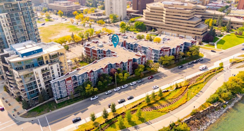333 RIVERFRONT Avenue, Calgary, Alberta T2G5R1, 2 Bedrooms Bedrooms, ,2 BathroomsBathrooms,Residential,For Sale,RIVERFRONT,A2304514