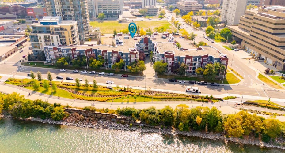 333 RIVERFRONT Avenue, Calgary, Alberta T2G5R1, 2 Bedrooms Bedrooms, ,2 BathroomsBathrooms,Residential,For Sale,RIVERFRONT,A2304514