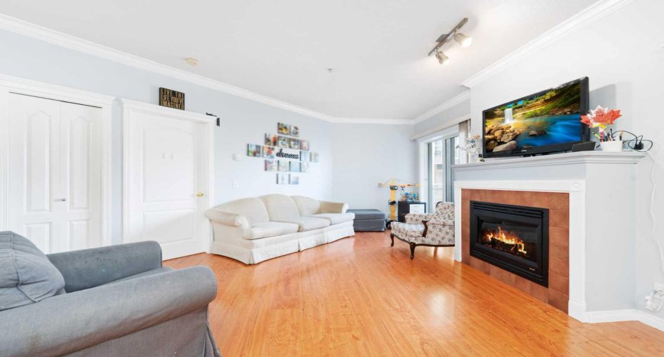 333 RIVERFRONT Avenue, Calgary, Alberta T2G5R1, 2 Bedrooms Bedrooms, ,2 BathroomsBathrooms,Residential,For Sale,RIVERFRONT,A2304514