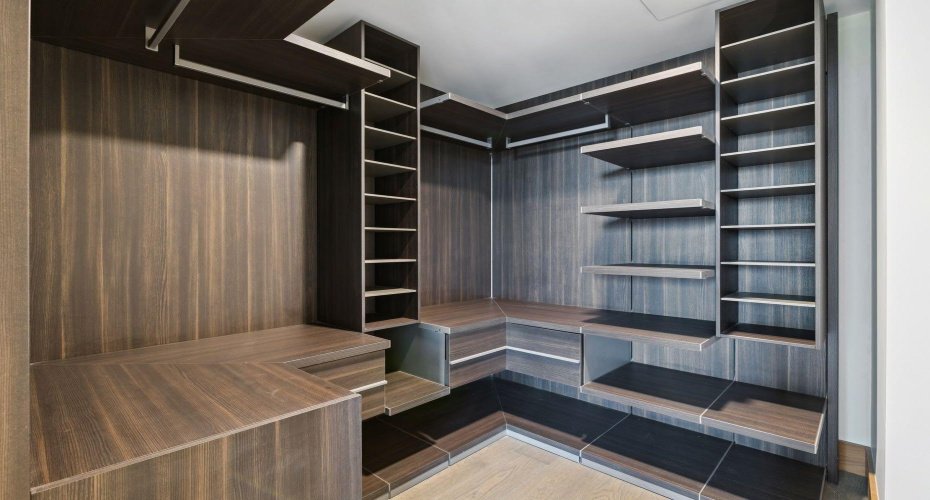 PRIMARY WALK IN CLOSET
