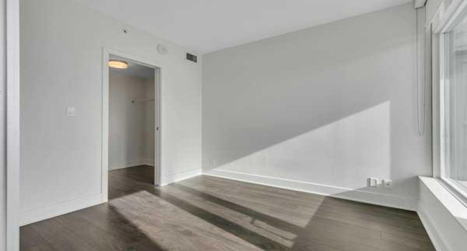 901 10 Avenue, Calgary, Alberta T2R 0B5, 1 Bedroom Bedrooms, ,1 BathroomBathrooms,Residential,For Sale,10,A2304562