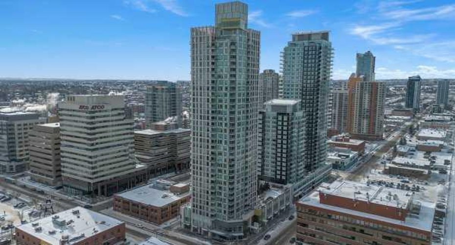 901 10 Avenue, Calgary, Alberta T2R 0B5, 1 Bedroom Bedrooms, ,1 BathroomBathrooms,Residential,For Sale,10,A2304562