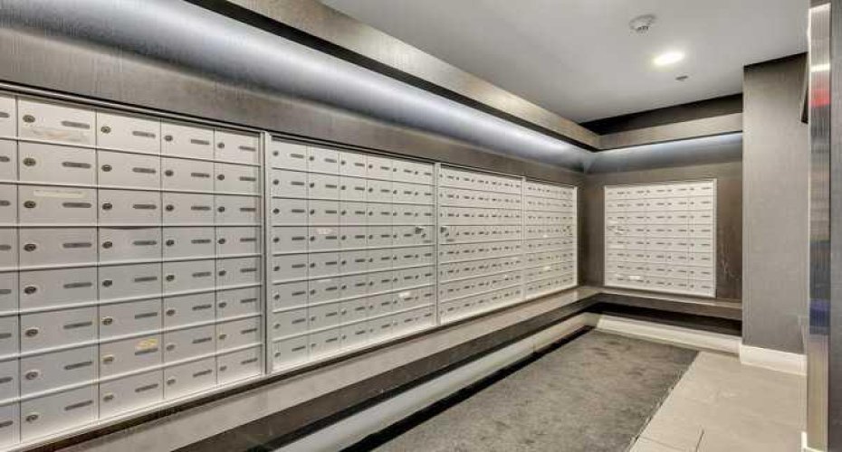 901 10 Avenue, Calgary, Alberta T2R 0B5, 1 Bedroom Bedrooms, ,1 BathroomBathrooms,Residential,For Sale,10,A2304562