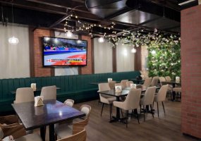 Calgary, Alberta, ,Commercial,For Lease,A2304672