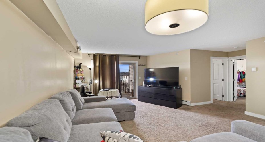 355 Taralake Way, Calgary, Alberta T3J0M1, 2 Bedrooms Bedrooms, ,2 BathroomsBathrooms,Residential,For Sale,Taralake,A2304785