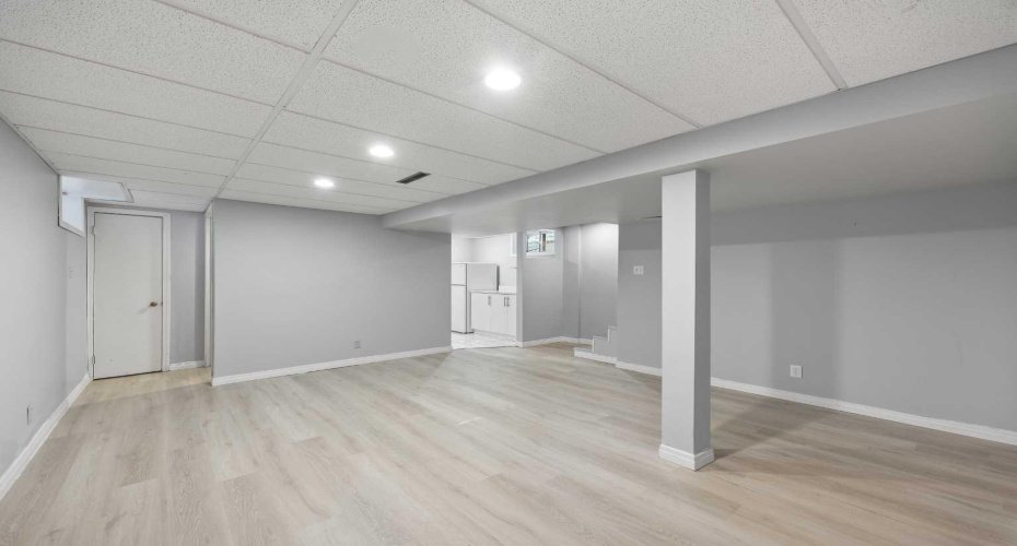 528 21 Avenue, Calgary, Alberta T2S 0H1, 2 Bedrooms Bedrooms, ,3 BathroomsBathrooms,Residential,For Sale,21,A2304787