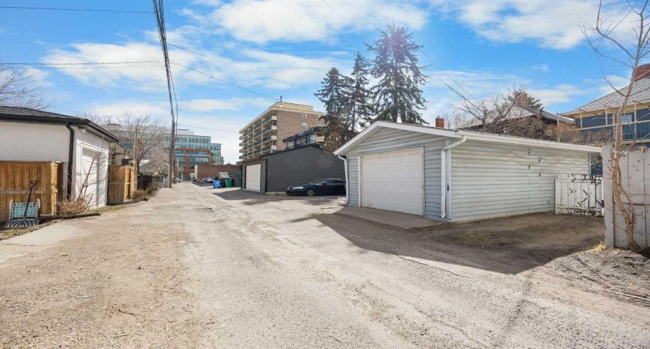 528 21 Avenue, Calgary, Alberta T2S 0H1, 2 Bedrooms Bedrooms, ,3 BathroomsBathrooms,Residential,For Sale,21,A2304787