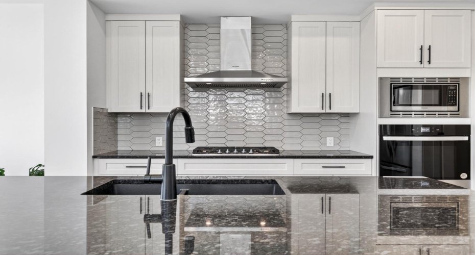 208 Dawson Circle, Chestermere, Alberta T1X 2R2, 7 Bedrooms Bedrooms, ,4 BathroomsBathrooms,Residential,For Sale,Dawson,A2304859