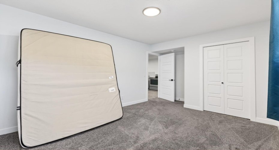 208 Dawson Circle, Chestermere, Alberta T1X 2R2, 7 Bedrooms Bedrooms, ,4 BathroomsBathrooms,Residential,For Sale,Dawson,A2304859