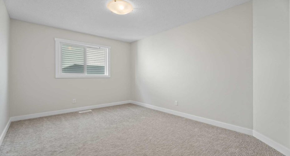 108 Drake Landing Court, Okotoks, Alberta T1S2M3, 4 Bedrooms Bedrooms, ,4 BathroomsBathrooms,Residential,For Sale,Drake Landing,A2304866