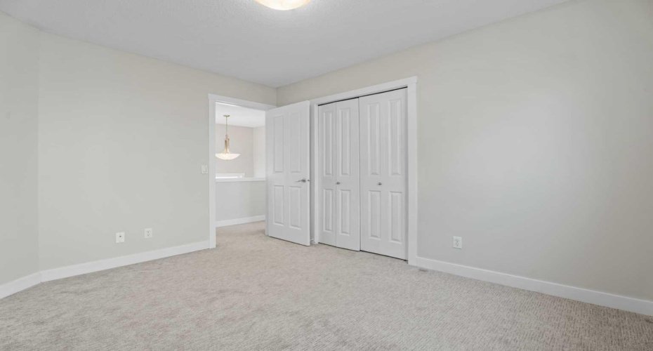 108 Drake Landing Court, Okotoks, Alberta T1S2M3, 4 Bedrooms Bedrooms, ,4 BathroomsBathrooms,Residential,For Sale,Drake Landing,A2304866