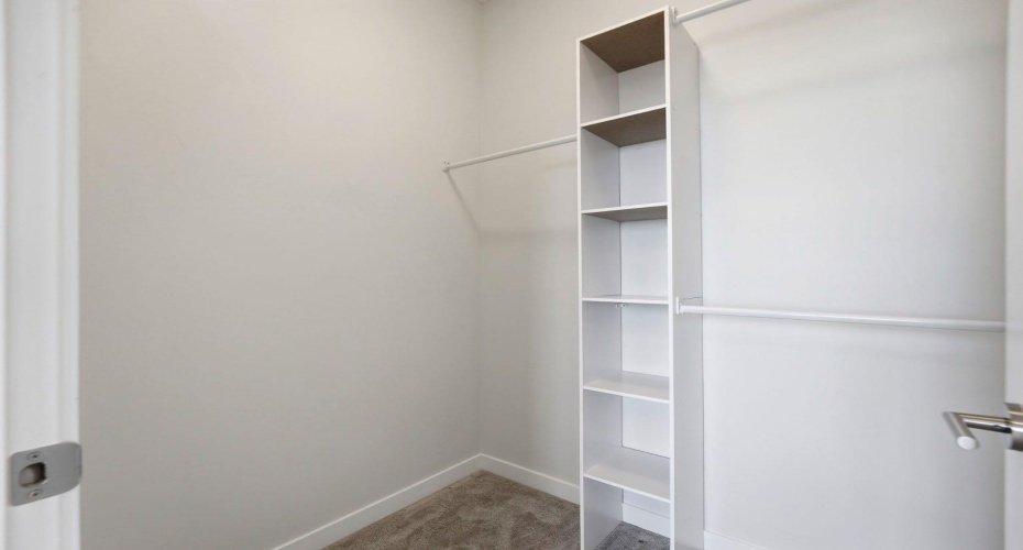 84 Shawnee Common, Calgary, Alberta T2Y 0P9, 2 Bedrooms Bedrooms, ,3 BathroomsBathrooms,Residential,For Sale,Shawnee,A2304896