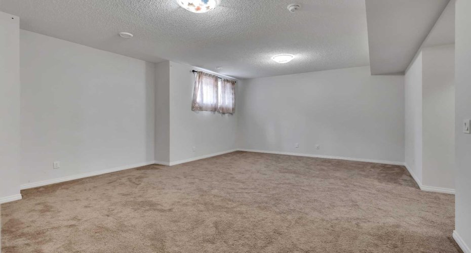 44 Cityside Rise, Calgary, Alberta T3N1H7, 4 Bedrooms Bedrooms, ,4 BathroomsBathrooms,Residential,For Sale,Cityside,A2304900