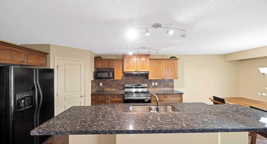 10 Bridlerange Circle, Calgary, Alberta T2Y5H4, 4 Bedrooms Bedrooms, ,4 BathroomsBathrooms,Residential,For Sale,Bridlerange,A2304919