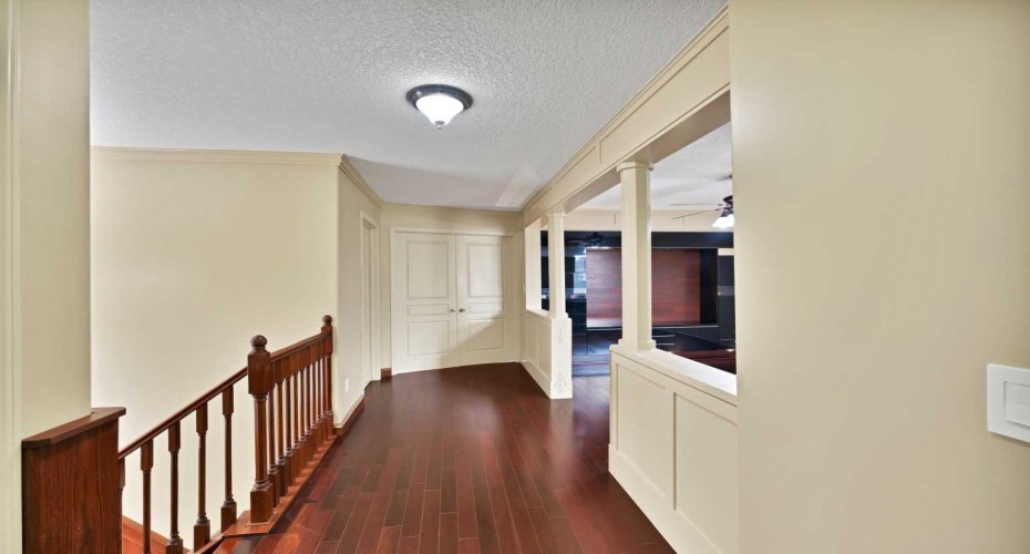 10 Bridlerange Circle, Calgary, Alberta T2Y5H4, 4 Bedrooms Bedrooms, ,4 BathroomsBathrooms,Residential,For Sale,Bridlerange,A2304919