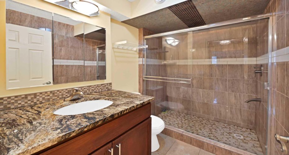 10 Bridlerange Circle, Calgary, Alberta T2Y5H4, 4 Bedrooms Bedrooms, ,4 BathroomsBathrooms,Residential,For Sale,Bridlerange,A2304919