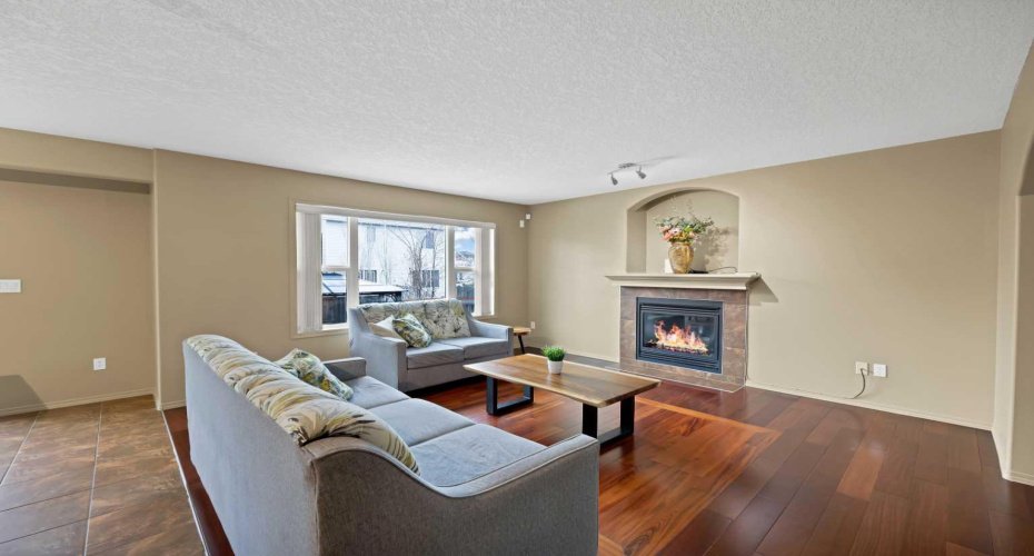 10 Bridlerange Circle, Calgary, Alberta T2Y5H4, 4 Bedrooms Bedrooms, ,4 BathroomsBathrooms,Residential,For Sale,Bridlerange,A2304919