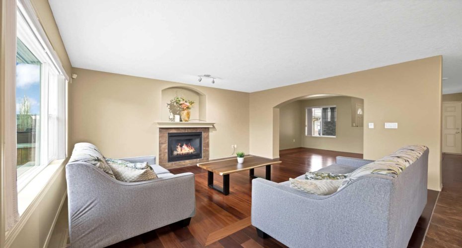 10 Bridlerange Circle, Calgary, Alberta T2Y5H4, 4 Bedrooms Bedrooms, ,4 BathroomsBathrooms,Residential,For Sale,Bridlerange,A2304919