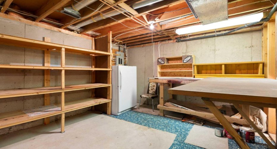 460 Cannington Close, Calgary, Alberta T2W 3G2, 3 Bedrooms Bedrooms, ,2 BathroomsBathrooms,Residential,For Sale,Cannington,A2304927