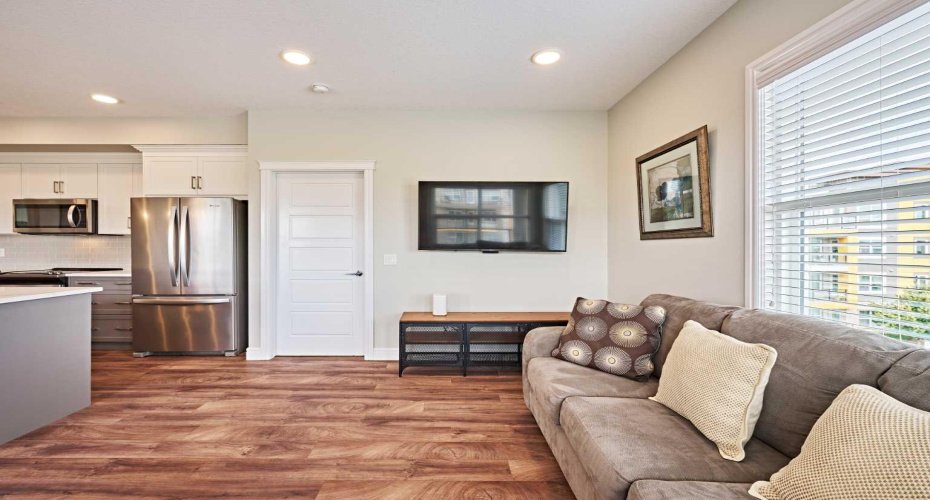 19621 40 Street, Calgary, Alberta T3M 3B2, 2 Bedrooms Bedrooms, ,2 BathroomsBathrooms,Residential,For Sale,40,A2304929