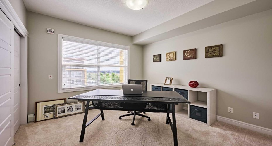 19621 40 Street, Calgary, Alberta T3M 3B2, 2 Bedrooms Bedrooms, ,2 BathroomsBathrooms,Residential,For Sale,40,A2304929