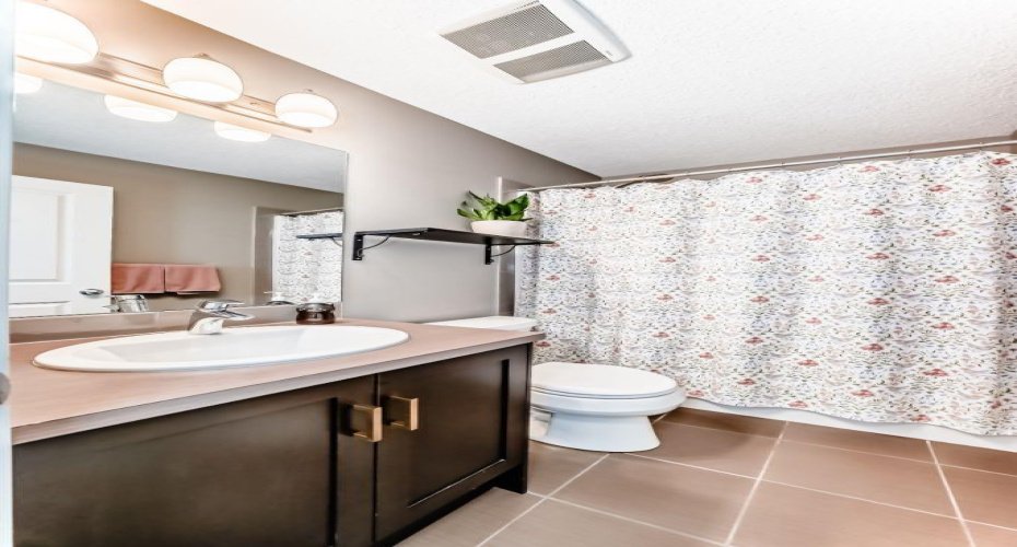 660 Walden Drive, Calgary, Alberta T2X 0Z5, 3 Bedrooms Bedrooms, ,3 BathroomsBathrooms,Residential,For Sale,Walden,A2304936