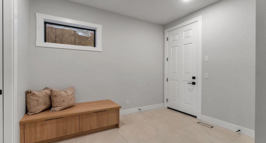 12 Spring Creek Point, Calgary, Alberta T3H 6E2, 4 Bedrooms Bedrooms, ,4 BathroomsBathrooms,Residential,For Sale,Spring Creek,A2304938