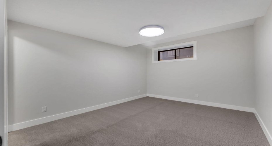 12 Spring Creek Point, Calgary, Alberta T3H 6E2, 4 Bedrooms Bedrooms, ,4 BathroomsBathrooms,Residential,For Sale,Spring Creek,A2304938