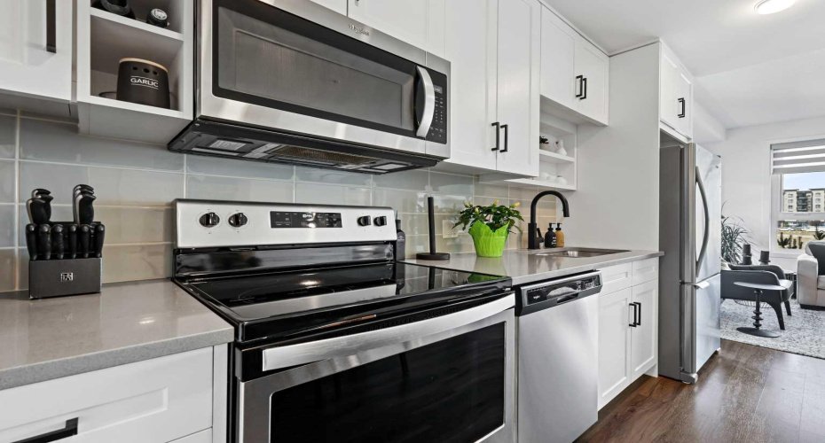 350 Livingston Common, Calgary, Alberta T3P 1M5, 2 Bedrooms Bedrooms, ,2 BathroomsBathrooms,Residential,For Sale,Livingston,A2304940