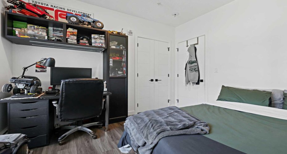 350 Livingston Common, Calgary, Alberta T3P 1M5, 2 Bedrooms Bedrooms, ,2 BathroomsBathrooms,Residential,For Sale,Livingston,A2304940