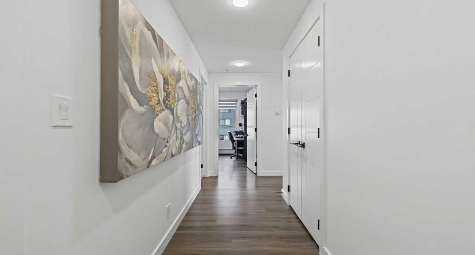 350 Livingston Common, Calgary, Alberta T3P 1M5, 2 Bedrooms Bedrooms, ,2 BathroomsBathrooms,Residential,For Sale,Livingston,A2304940