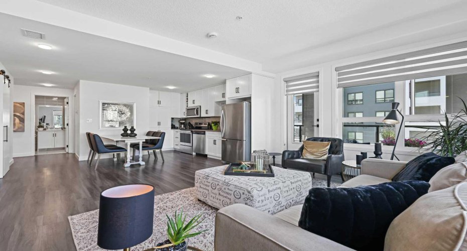 350 Livingston Common, Calgary, Alberta T3P 1M5, 2 Bedrooms Bedrooms, ,2 BathroomsBathrooms,Residential,For Sale,Livingston,A2304940