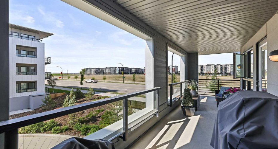 350 Livingston Common, Calgary, Alberta T3P 1M5, 2 Bedrooms Bedrooms, ,2 BathroomsBathrooms,Residential,For Sale,Livingston,A2304940