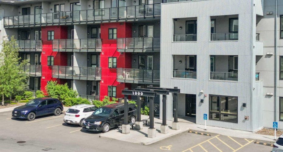 350 Livingston Common, Calgary, Alberta T3P 1M5, 2 Bedrooms Bedrooms, ,2 BathroomsBathrooms,Residential,For Sale,Livingston,A2304940