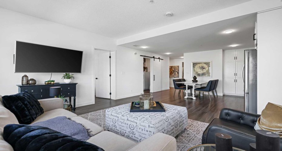 350 Livingston Common, Calgary, Alberta T3P 1M5, 2 Bedrooms Bedrooms, ,2 BathroomsBathrooms,Residential,For Sale,Livingston,A2304940