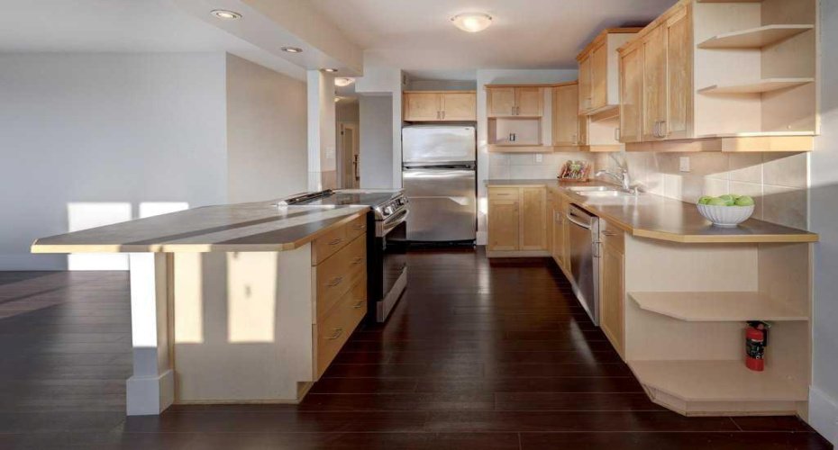 616 15 Avenue, Calgary, Alberta T2R0R5, 2 Bedrooms Bedrooms, ,1 BathroomBathrooms,Residential,For Sale,15,A2304954