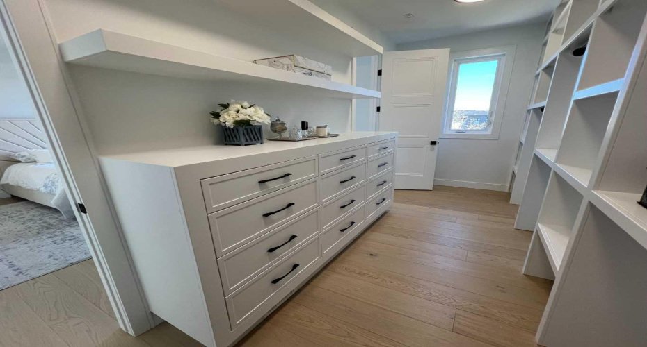 48 Rockcliff Terrace, Calgary, Alberta T3G 0G6, 4 Bedrooms Bedrooms, ,5 BathroomsBathrooms,Residential,For Sale,Rockcliff,A2304957