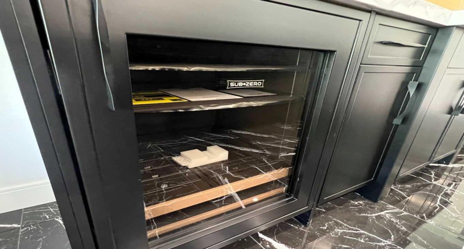 48 Rockcliff Terrace, Calgary, Alberta T3G 0G6, 4 Bedrooms Bedrooms, ,5 BathroomsBathrooms,Residential,For Sale,Rockcliff,A2304957