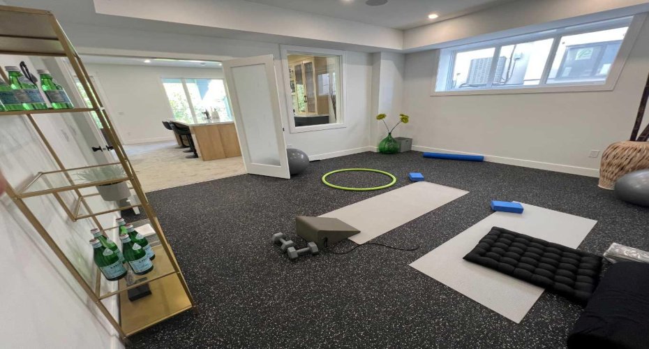 48 Rockcliff Terrace, Calgary, Alberta T3G 0G6, 4 Bedrooms Bedrooms, ,5 BathroomsBathrooms,Residential,For Sale,Rockcliff,A2304957