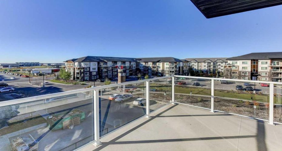 240 Skyview Ranch Road, Calgary, Alberta T3N 0P4, 2 Bedrooms Bedrooms, ,2 BathroomsBathrooms,Residential,For Sale,Skyview Ranch,A2295739