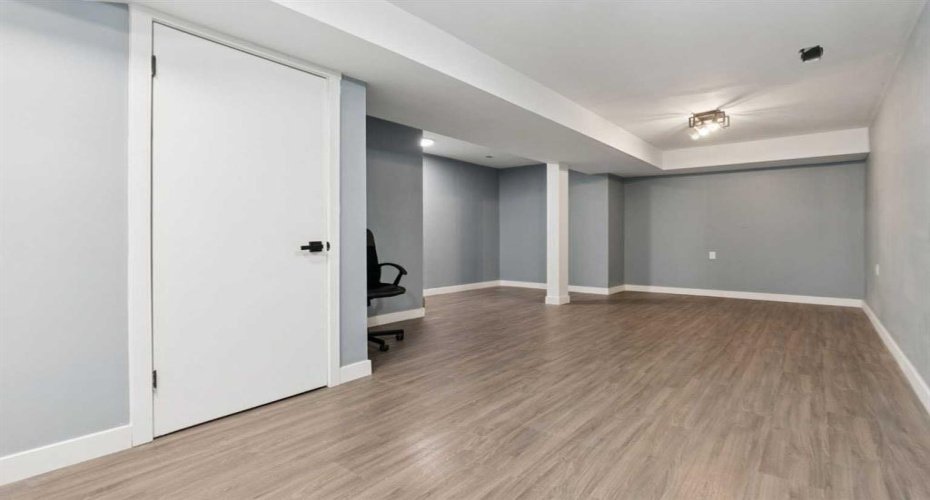 218 Falmere Way, Calgary, Alberta T3J 2X9, 4 Bedrooms Bedrooms, ,4 BathroomsBathrooms,Residential,For Sale,Falmere,A2304868