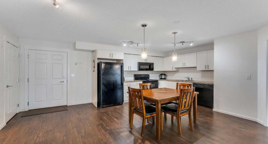 755 Copperpond Boulevard, Calgary, Alberta T2Z4R2, 2 Bedrooms Bedrooms, ,2 BathroomsBathrooms,Residential,For Sale,Copperpond Boulevard,A2303243
